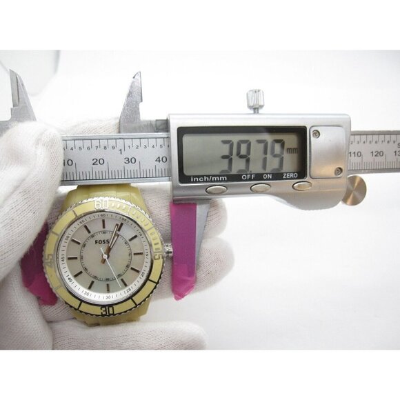 Women's Fossil Quartz WR Analog 39mm Dial Causal Round Watch (E315) - Picture 2 of 10